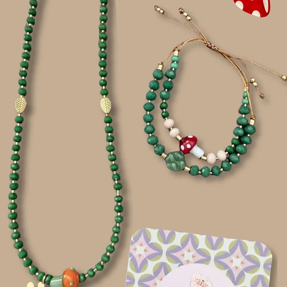 Collares y aretes artesanales de Amapola by Vicky
