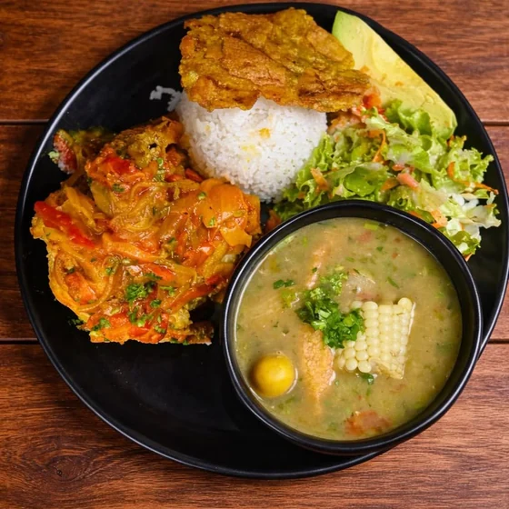 Plato típico colombiano de La Fonda Tradicional