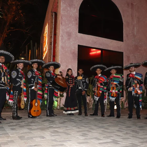 Grupo de Mariachi Acapulco Internacional